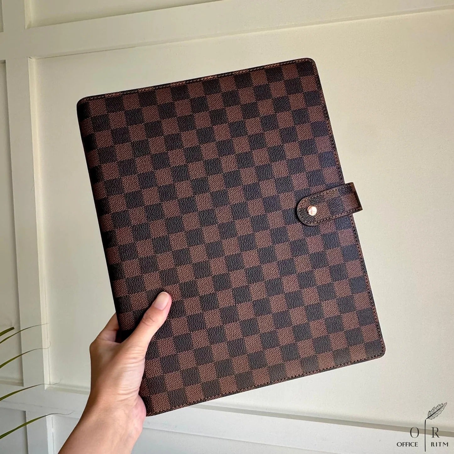 Checkered A4 Portfolio with Legal Notepad